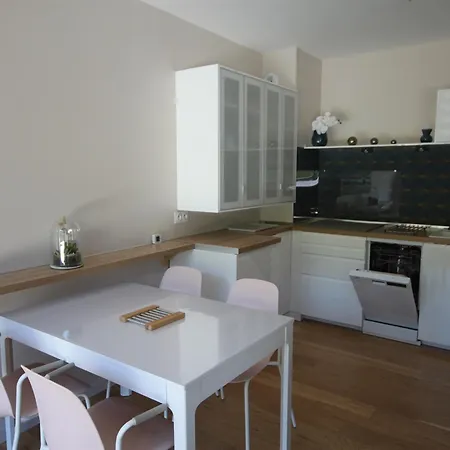 Appartamento Avec Grande Terrasse Ensoleillée, Proche Thermes Et - Fr-1-858-22 *