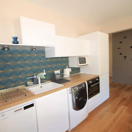 Appartamento Avec Grande Terrasse Ensoleillée, Proche Thermes Et - Fr-1-858-22 Mont-Dore