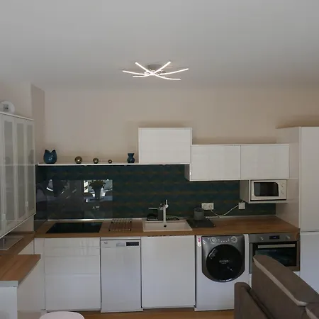 Avec Grande Terrasse Ensoleillee, Proche Thermes Et - Fr-1-858-22 Apartamento Mont-Dore